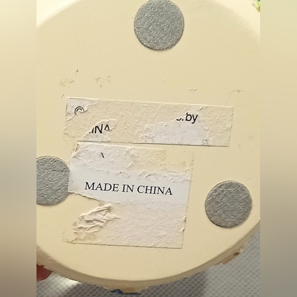 Raggedy Ann and Andy Snow Globe Glitter Globe Fill the World With Love 2006 - Picture 7 of 7